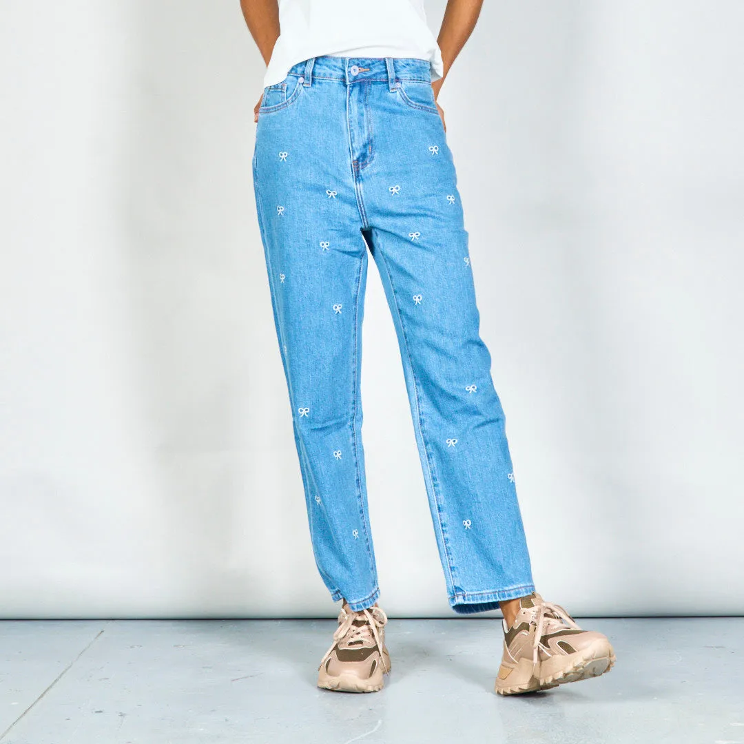Embroidered bow straight-leg jeans wholesale