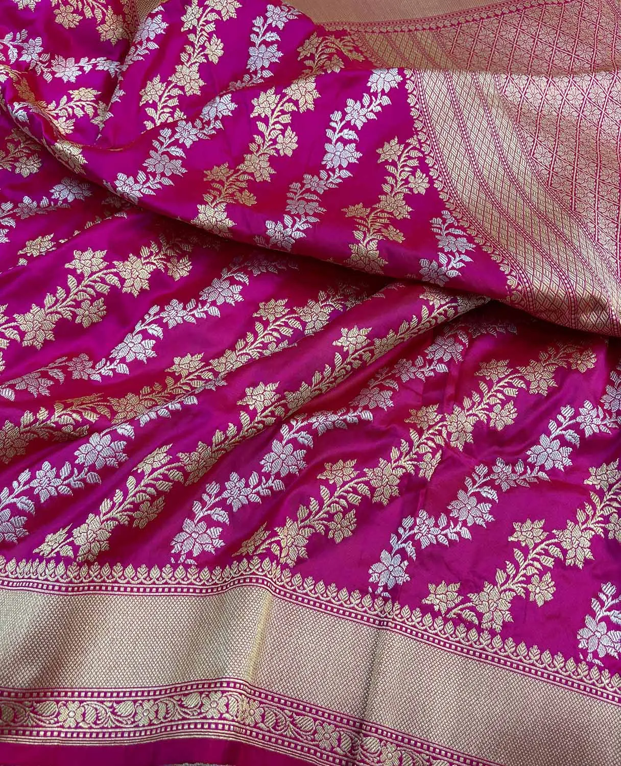 Exquisite Pink Banarasi Handloom Pure Katan Silk Sona Roopa Saree