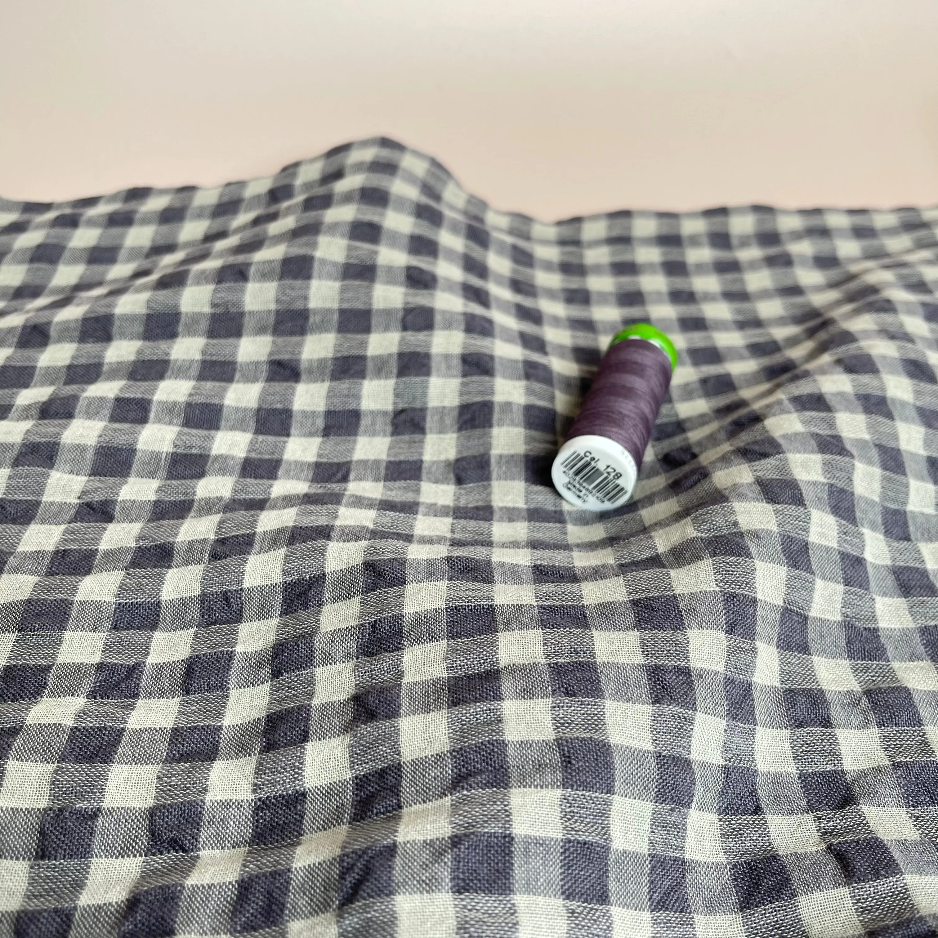 Yarn Dyed Pure Linen Gingham in Smokey Mauve
